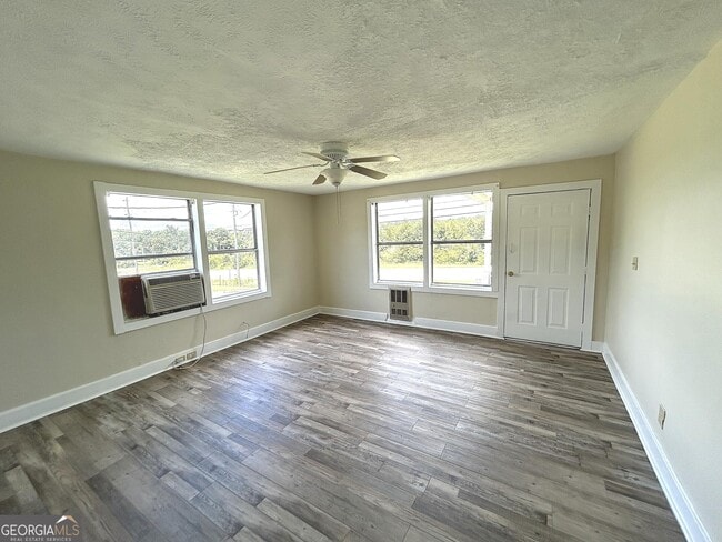 Photo - 2455 Pegasus Parkway