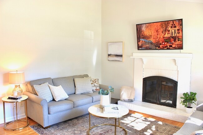 Photo - 316 Vinecrest Dr