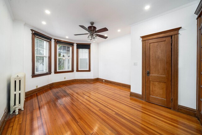 Photo - 1142 89th St Unit 2