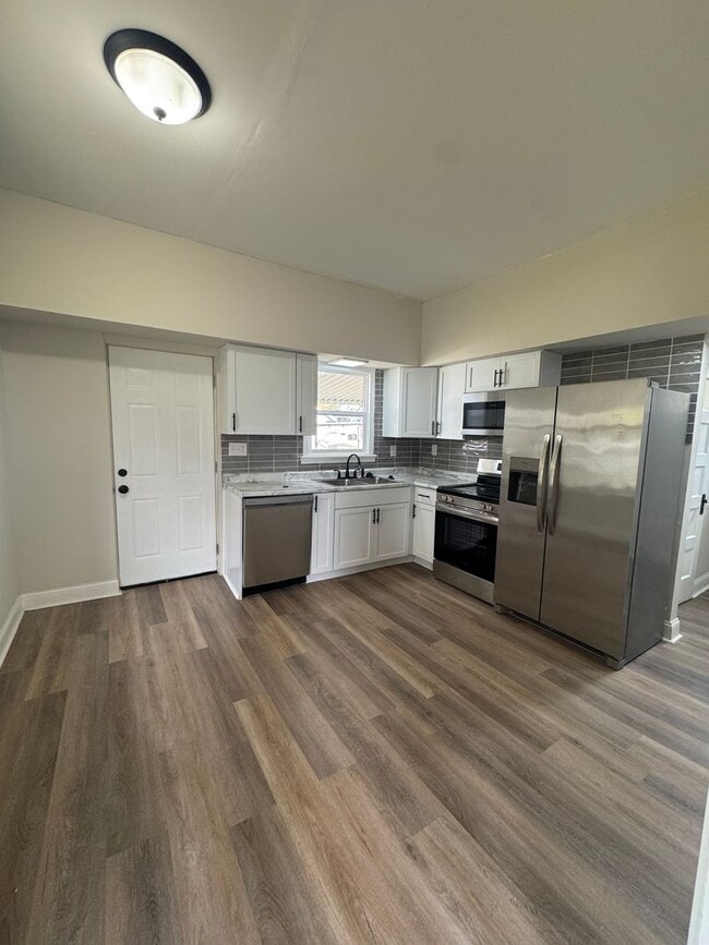 Photo - 714 Clinton Ave