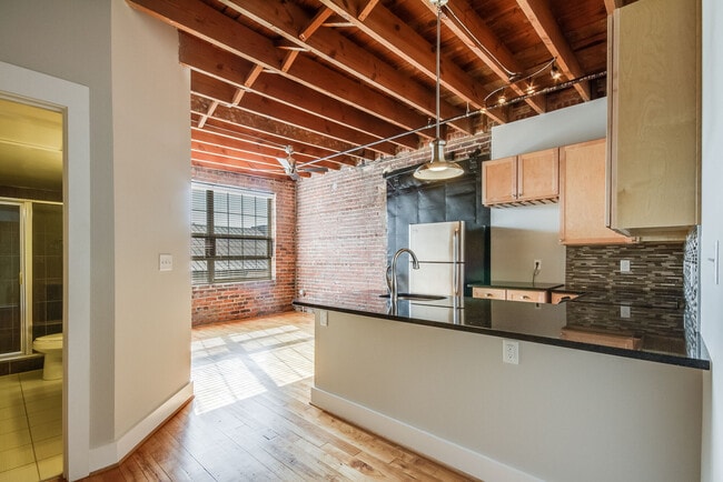 Photo - Landmark at 1700 Apartments