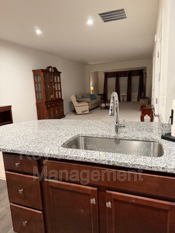 Photo - 659 Thomas Penn Dr