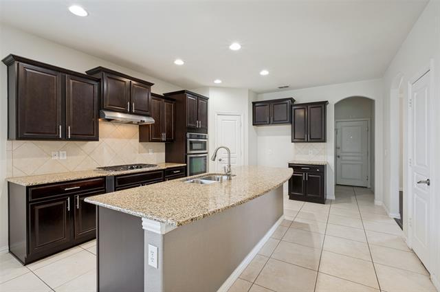Photo - 673 Revalen Ln