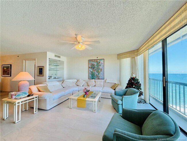 Building Photo - 8800 S Ocean Dr Unit 806