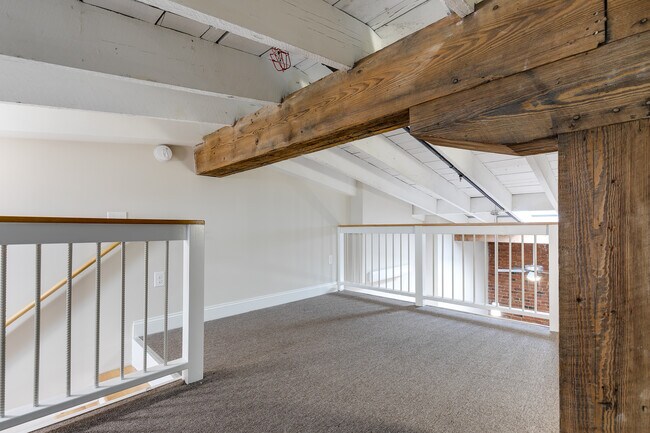 1710 Lofts