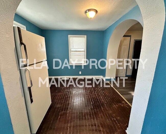 Photo - 1611 E Morris St