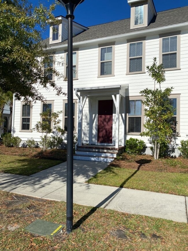 250 Oak Park St