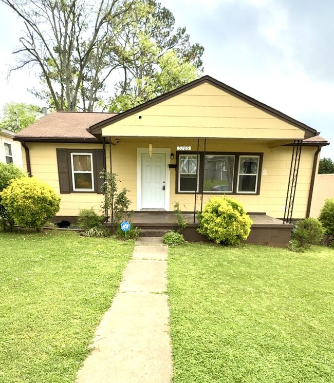 Building Photo - Monte Sano Rental