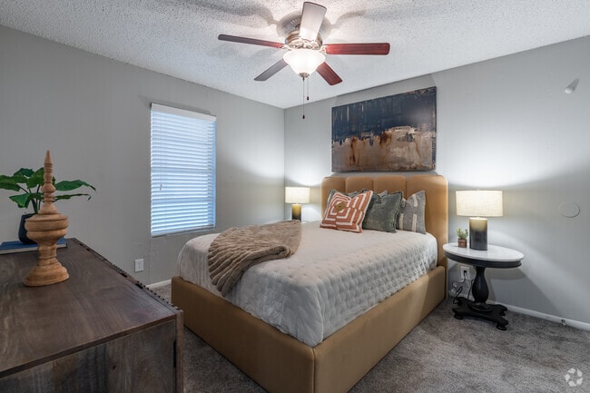 1BR, 1BA - 600SF - Avila