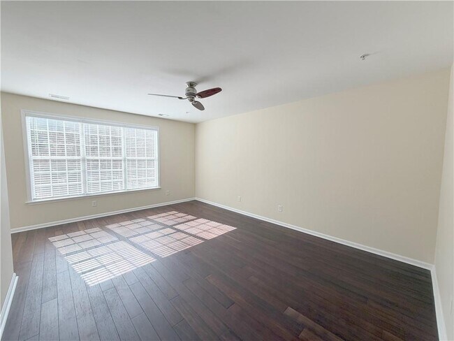 Photo - 4680 Creekside Villas Way