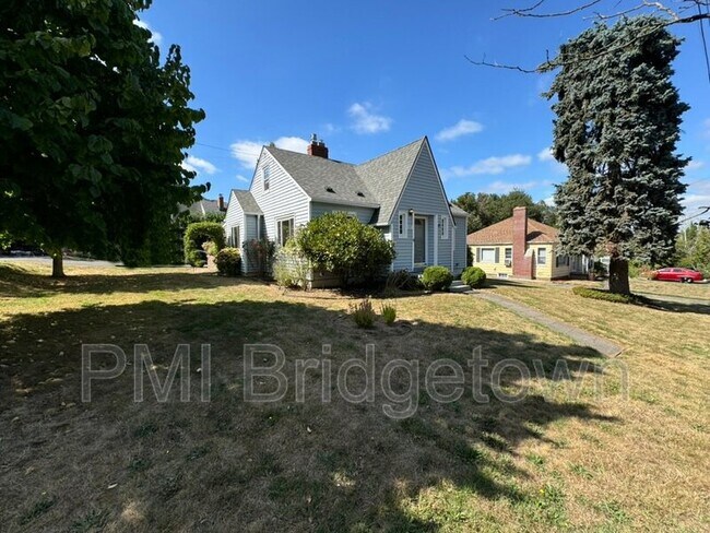 Photo - 5907 NE 57th Ave House