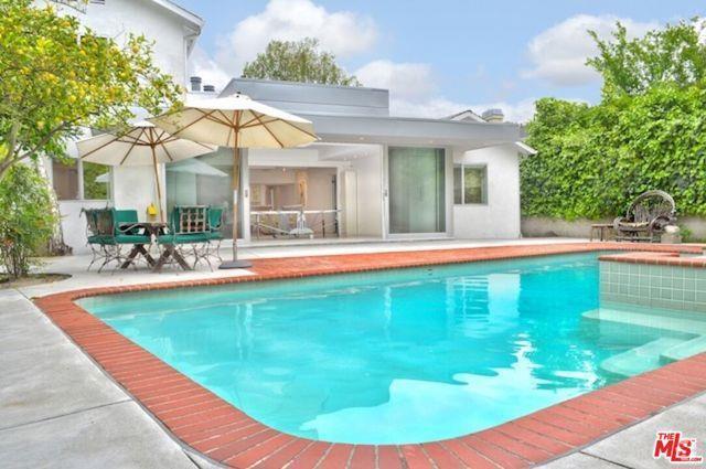 Building Photo - 4031 Hollyline Ave Rental