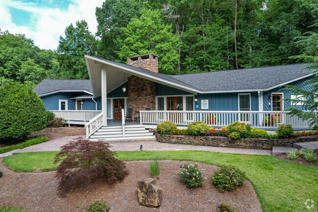 Arcadia Creekside