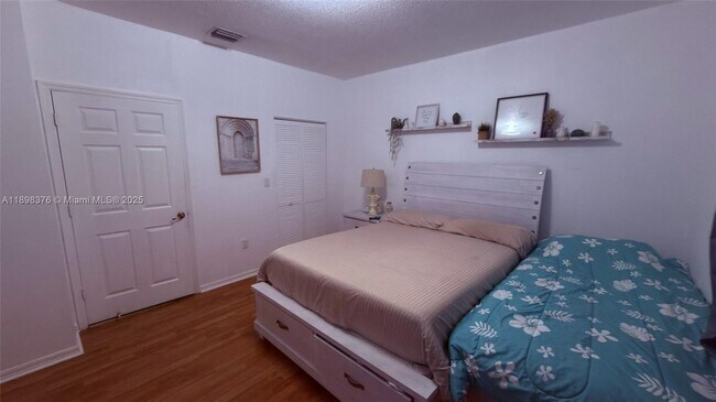 Photo - 10984 SW 182nd Ln