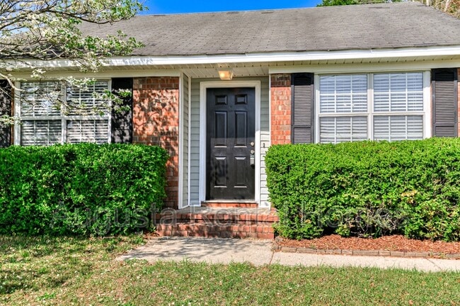 Photo - 259 Hillwood Ct