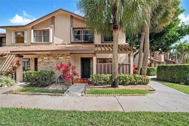 Photo - 3950 Cocoplum Cir