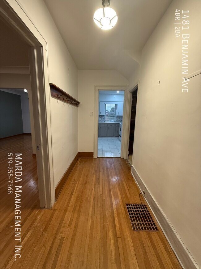 Photo - CHARMING 4+1 BED/2 BATH HOME - WALKERVILLE PLUS UTILITIES