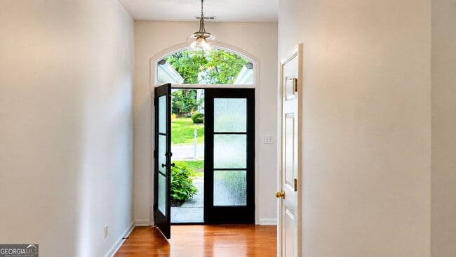 Photo - 216 Turnbridge Cir