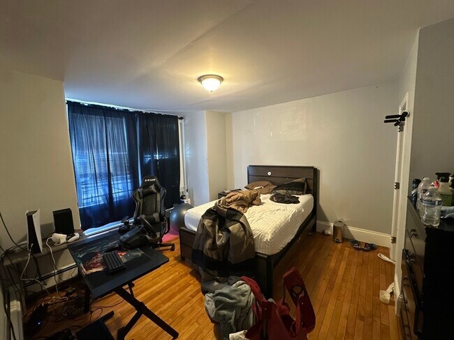 Photo - 154 Vine St Unit 1