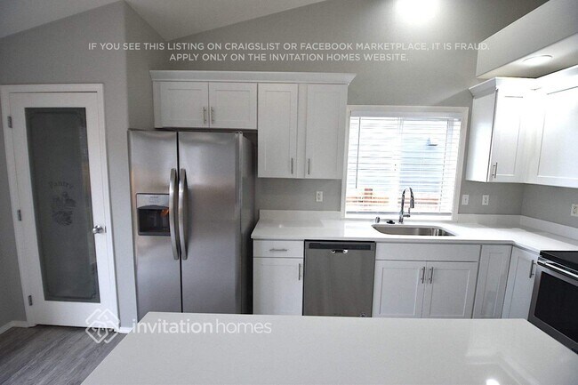 Photo - 14801 87th Ave E