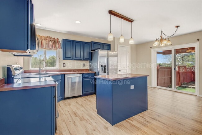 Photo - 6510 Oakwood Blvd