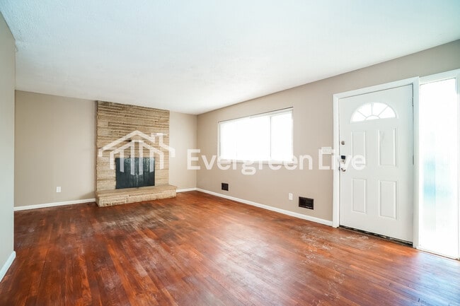 Photo - 3378 Roswell Dr