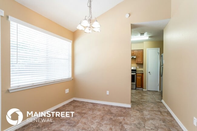 Photo - 8222 Buckeye Glen Ln