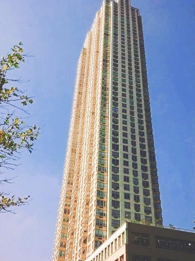 Building Photo - 88 Morgan St Unit 4907x