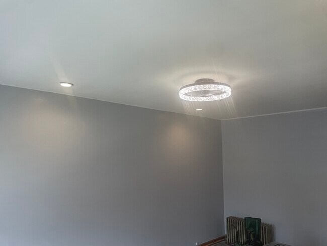 Photo - 7321 S Artesian Ave Unit Three Bedrooms