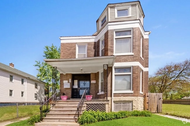 Building Photo - 3012 E 80th Pl Rental