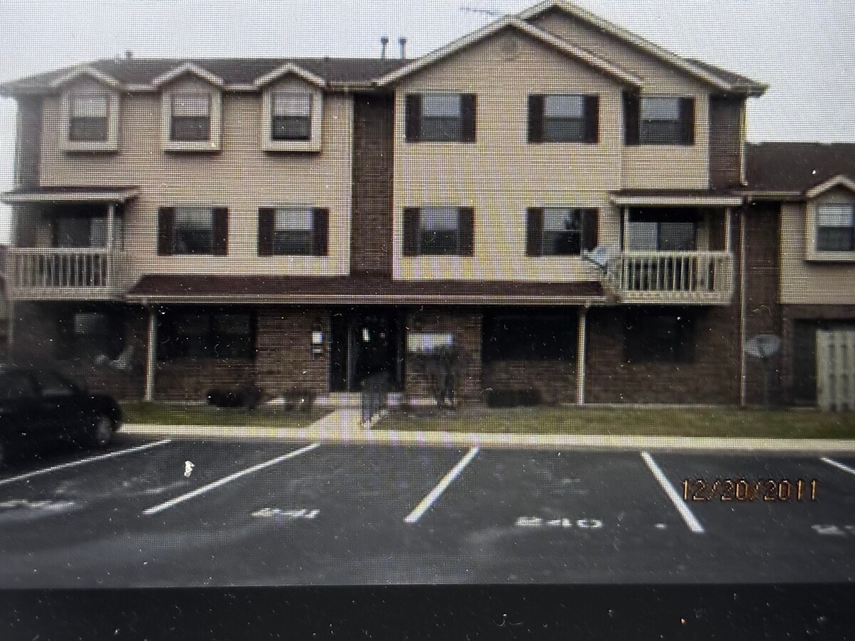 Photo - 353 S Whispering Hills Dr Unit B