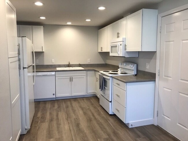 Photo - Coming Soon! 3 Bedroom Home Coming Soon McMinnville OR