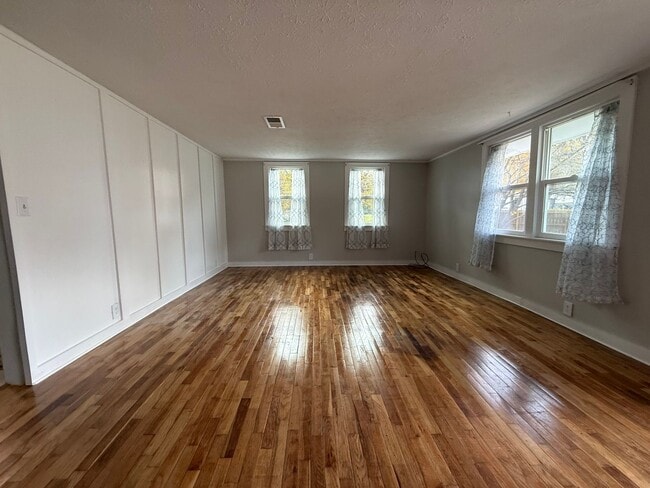 Photo - House in Grand Rivers