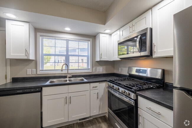 3BR, 1.5BA - 1,120SF - Kitchen