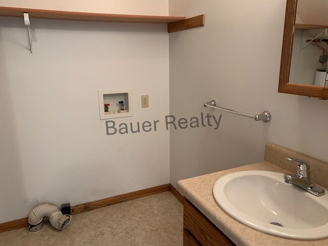 Photo - le9 Unit Apt #1