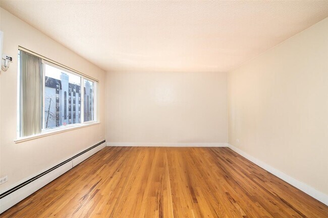 Photo - 900 N Washington St Unit 303