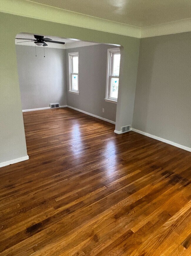 Photo - 3650 Lindholm Rd
