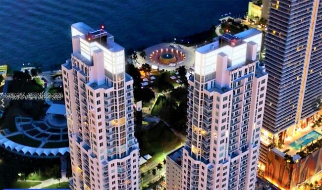 Photo - 253 NE 2nd St Unit 905