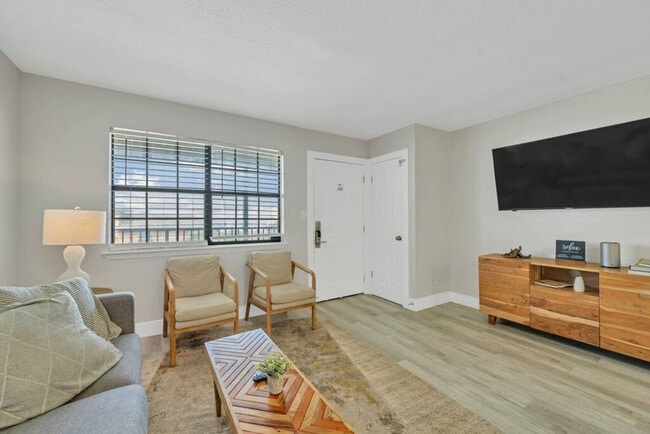 Photo - 312 Bream Ave Unit SI ID1502002P