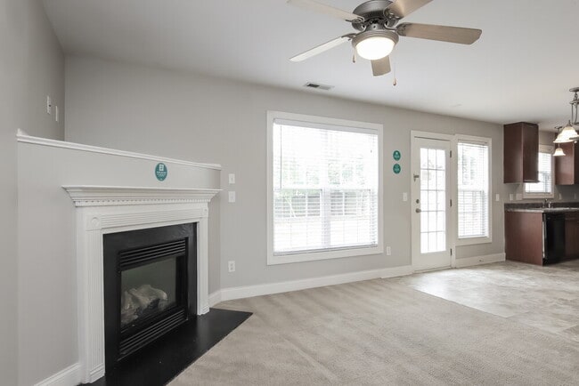 Photo - 120 Braxman Ln