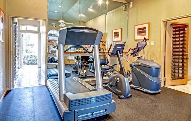 Photo - 2380 Bering Dr Unidad d1