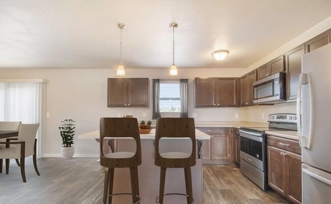 Photo - Newer 4 Bedroom For Lease!