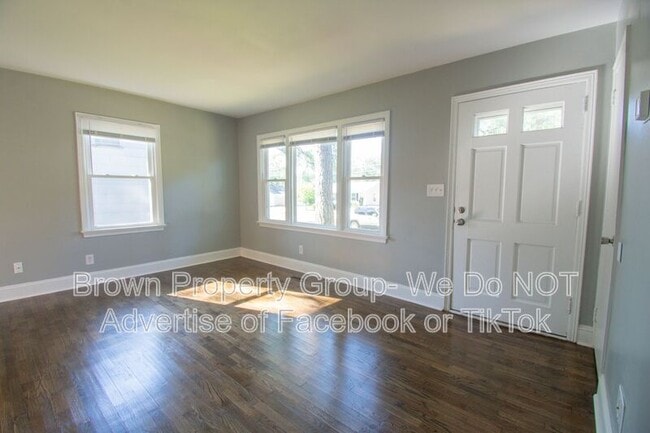 808 McKimmon Rd