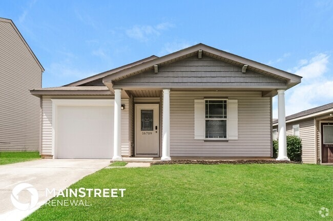 Building Photo - 16709 Wellhouse Dr
