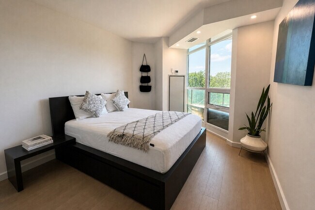 Photo - 215 Fort York Blvd Unit SI ID1579713P