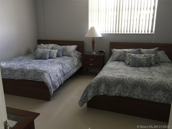 Photo - 3901 S Ocean Dr Unidad 14E