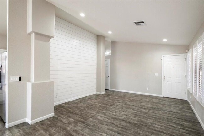 Photo - 4623 E Desert Wind Dr.