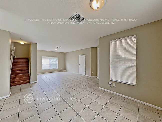 Photo - 5821 Azalea Cir