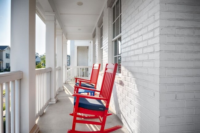 Photo - Fully Furnished 3 Bedroom Home Near Toyota...