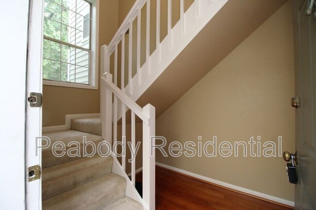 Photo - 10118 Oakton Terrace Rd